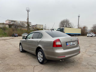 Skoda Octavia foto 3