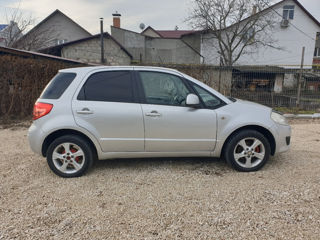 Suzuki SX4 foto 5