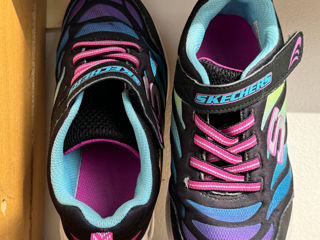 Кроссовки Skechers для девочки! фото 0