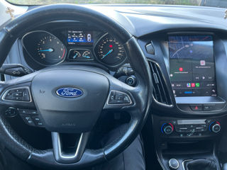 Ford Focus foto 8