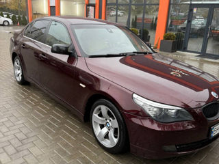 BMW 5 Series foto 3