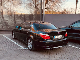 BMW 5 Series foto 10