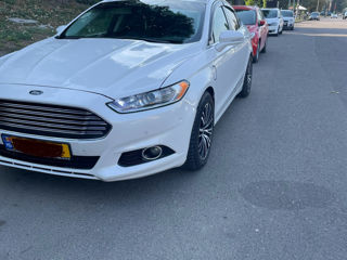 Ford Fusion foto 5