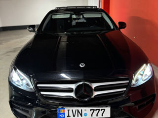 Mercedes E-Class foto 5