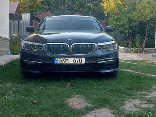 BMW 5 Series foto 2