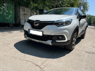 Renault Captur foto 2