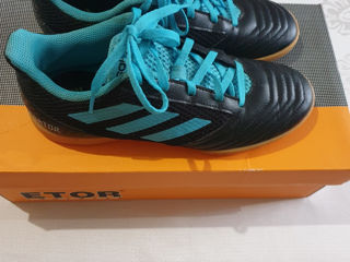 Vind bampuri Adidas Predator stare ca noi marimea 36,5 și Adidas Ace15.3marimea 36,5 starea ca noi . foto 2