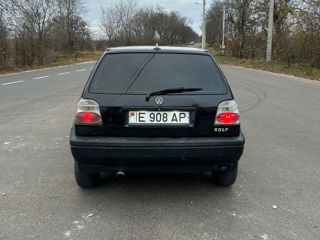 Volkswagen Golf foto 2