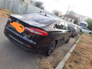 Ford Fusion foto 3