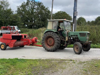 Press Massey Ferguson 124 foto 5