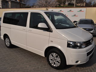 Volkswagen Caravelle foto 3