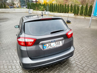 Ford Grand C-MAX foto 9