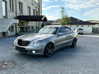 Mercedes E-Class foto 7