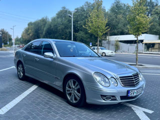 Mercedes E-Class foto 10