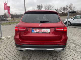 Mercedes GLC foto 6