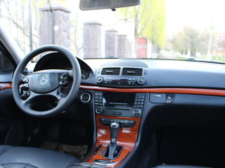 Mercedes E Class foto 5