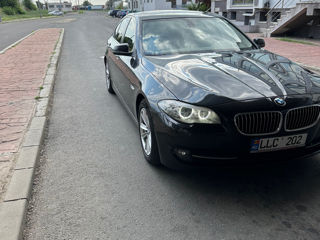 BMW 5 Series foto 1