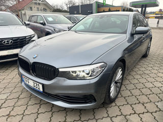 BMW 5 Series foto 2