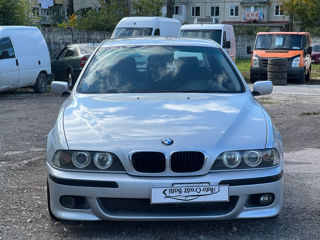 BMW 5 Series foto 6