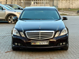 Mercedes E-Class foto 2