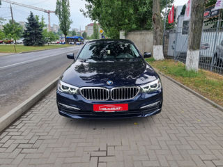 BMW 5 Series foto 2