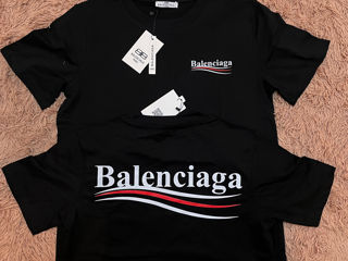 Tricou Balenciaga