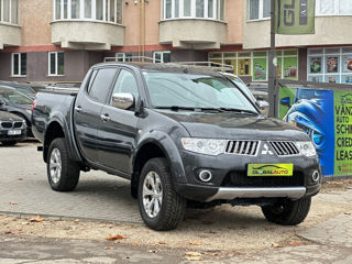 Mitsubishi L200 foto 3