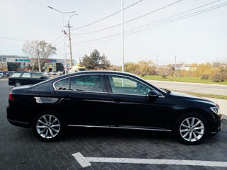 Volkswagen Passat foto 3