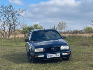 Volkswagen Vento foto 5