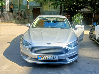 Ford Fusion foto 7