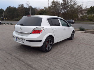 Opel Astra foto 4