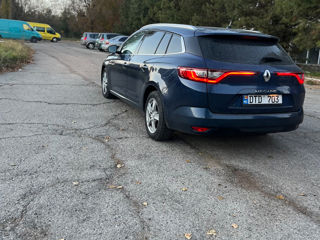 Renault Megane foto 2