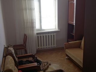 3-х комнатная  г. Тараклия ул. Мира,8  -  эт. 5-ый. foto 7