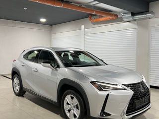 Lexus UX фото 4