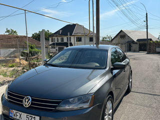 Volkswagen Jetta foto 6