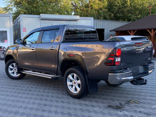 Toyota Hilux foto 5