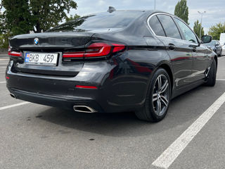 BMW 5 Series foto 4