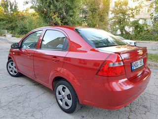 Chevrolet Aveo foto 3