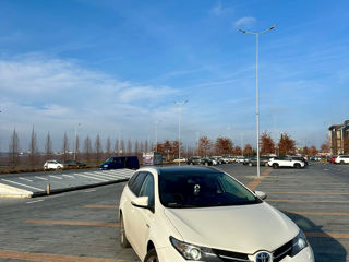 Toyota Auris foto 2