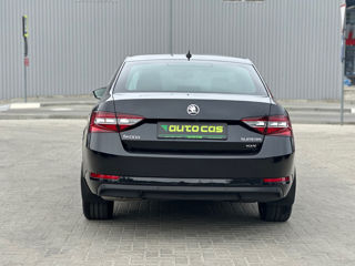 Skoda Superb foto 4