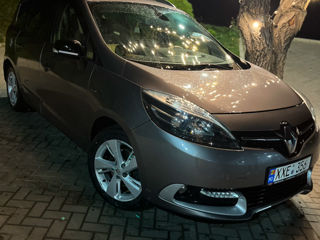 Renault Grand Scenic foto 3