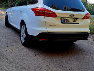 Ford Focus foto 4