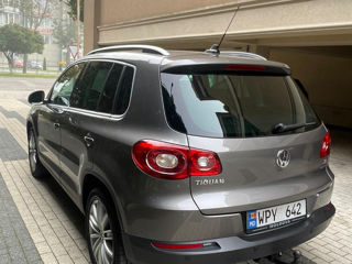 Volkswagen Tiguan foto 4