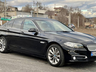 BMW 5 Series foto 3