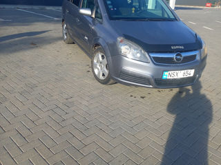 Opel Zafira foto 9