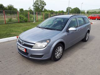 La dezmembrare !!!   1.7 cdti  Astra H foto 3