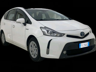 Toyota Prius + foto 3