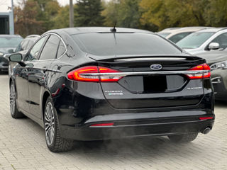 Ford Fusion foto 3