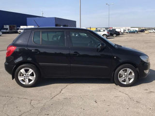 Skoda Fabia фото 2