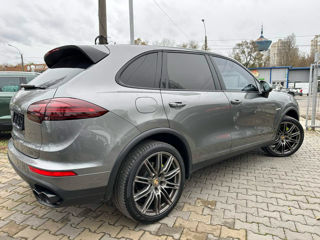 Porsche Cayenne foto 10